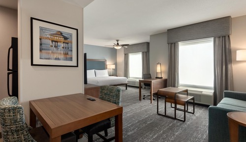 Studio, 1 King Bed, Accessible, Non Smoking (Mobility & Hearing, Roll-in Shower)