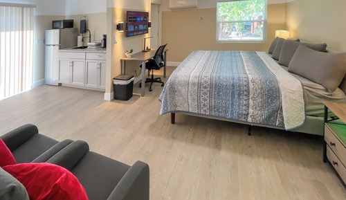 Comfort Studio (Butterfly)