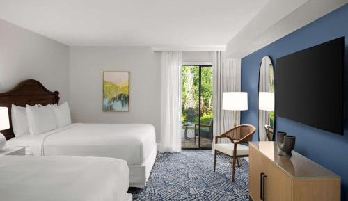 Renovated Deluxe Guest Room - Two Double Beds