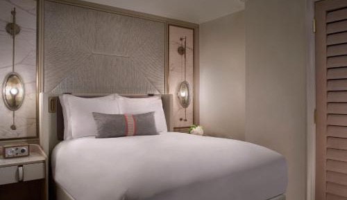 King Room, Limited View 
