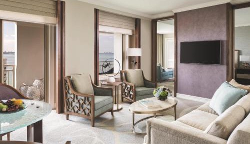 Club Bay View Suite, Club level, 1 Bedroom Suite, High floor