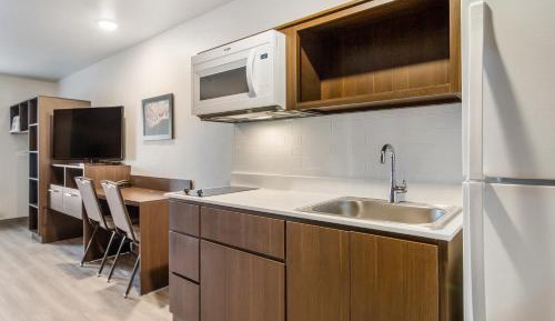 QUEEN SUITE
