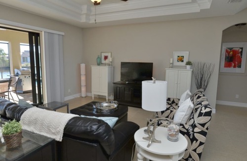 South Gulf Cove Villa | Hibiscus Chateau--Waterfront, Southern Exp Heated Pool/Spa--South Gulf Cove