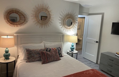 Downtown Apartment | El Tropicale Vacation Rentals
