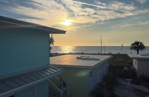 Nokomis Condo | A Beach Retreat