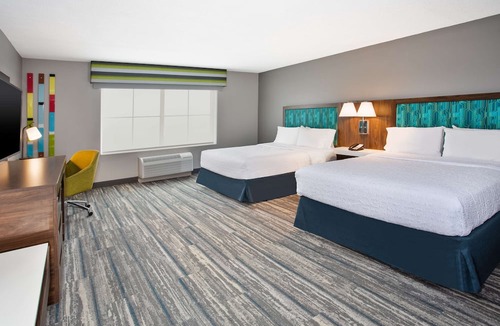 Caloosahatchee Hotel | Hampton Inn & Suites - Cape Coral/Fort Myers Area, FL