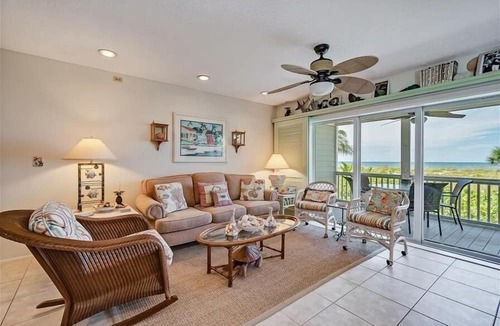 Boca Grande House | Turtleback 09 3 Bedroom Villa by RedAwning