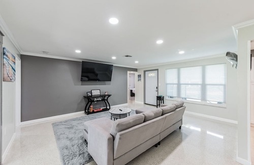 Alabama Grove Terrace Cottage | 4544 Auburn Ave