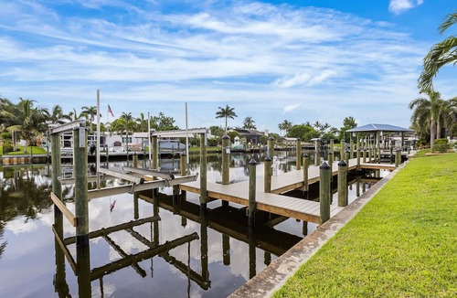 Town and River House | Riverfront Home w Private Dock Pool Beaches