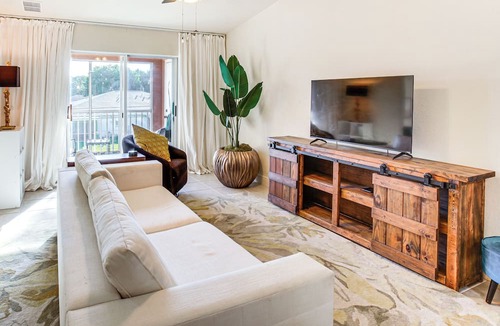 Fort Myers Apartment | Golf Getaway: Cape Coral Condo 1 Mi to River!