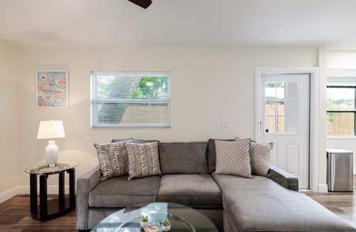 Gillespie Park House | Backyard Breakaway - Your Private Slice Of Sarasota Shade
