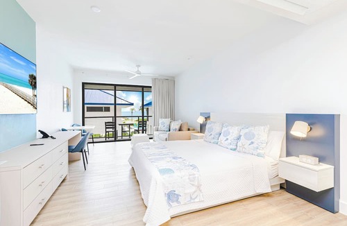 Sanibel Hotel | Shalimar Beach Resort