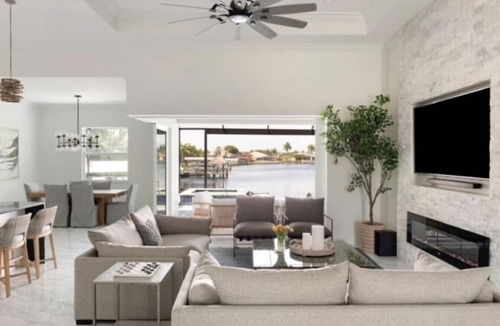 Pelican House | Bougee Waterfront with Salt Water Pool/Spa/Game Rm