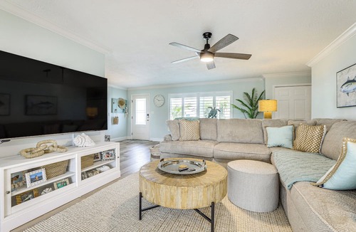 Bay Colony House | Private Fishing Dock: Waterfront Palmetto Home!