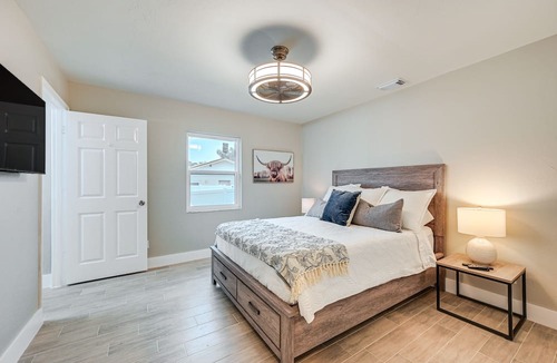 Bonita Shores Cottage | Bonita Springs Beach House < 2 Mi to Ocean!