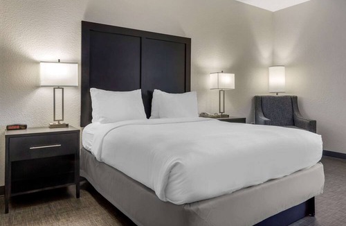 Greer Hotel | Comfort Inn & Suites Greer - Greenville