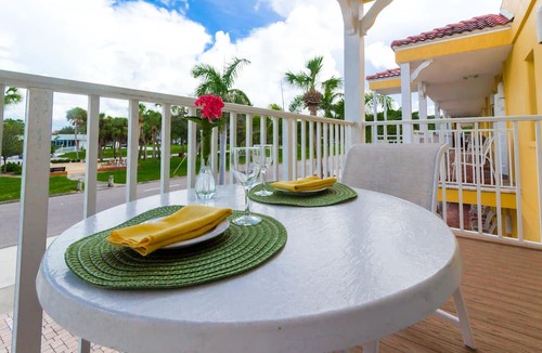 Venice Hotel | Inn at the Beach