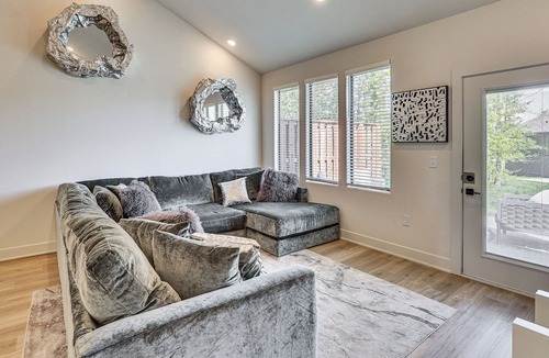 Raymore Apartment | Soccer Fans Welcome! Luxe Raymore Escape w/Patio