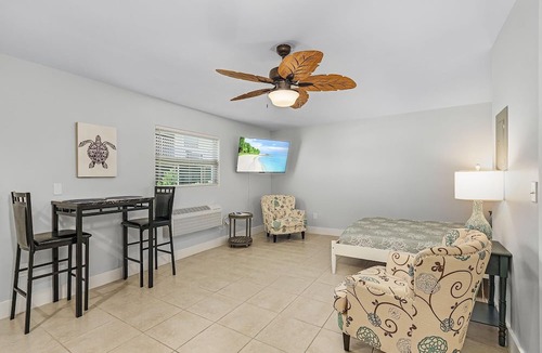 Matlacha Isles-Matlacha Shores Condo | Studio with Patio - Turtle Cove - Welcome to our stunning, newly renovated studio condo!