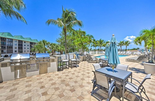 Vanderbilt Beach Condo | Naples Escape in Regatta w/Resort Amenities!