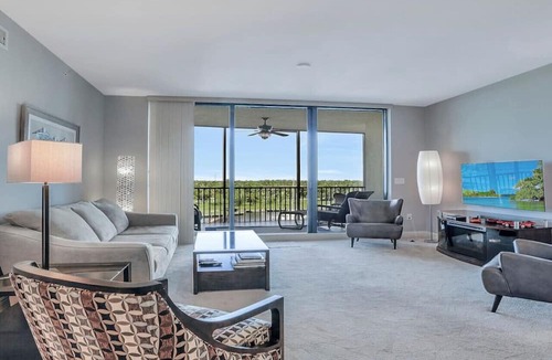 Cape Harbour Condo | The Blue Heron | 2 bedroom 2 bath condo overlooking marina