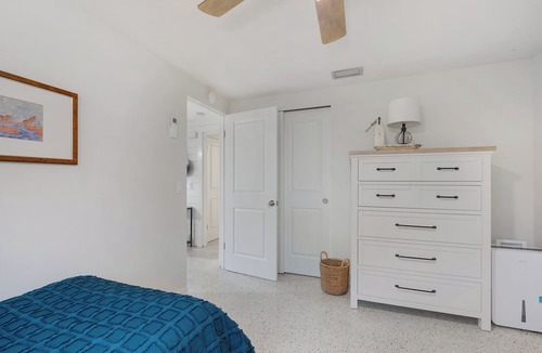 Anna Maria Condo | Cute & cozy getaway at north end of Anna Maria Island. 5-min walk to the beach!
