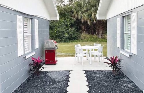 Charlotte Harbor Apartment | Newly Renovated Charlotte Harbor - Sunset Inn #7