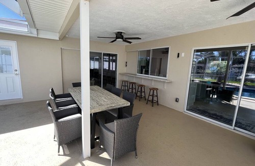 St. Petersburg House | Luxury Waterfront Home with private pool, hot tub, & dock