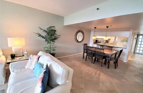 Longboat Key Condo | 2/2 Condo LBK, Pool, Fitness, Tennis