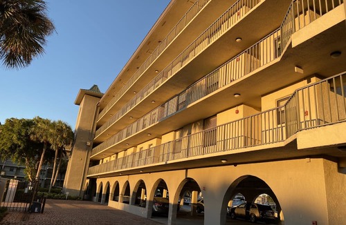 Vanderbilt Beach Condo | Vanderbilt Beach area with Bay views from Lanai.