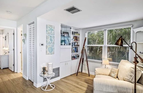 Englewood Condo | Oceanfront, On The Beach, Dog Friendly Condo with Panoramic Views of the Gulf!