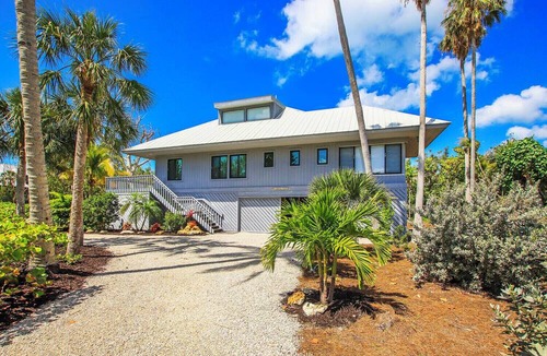 Gulf Pines House | Treetops - Gulf Pines Home on Sanibel Island