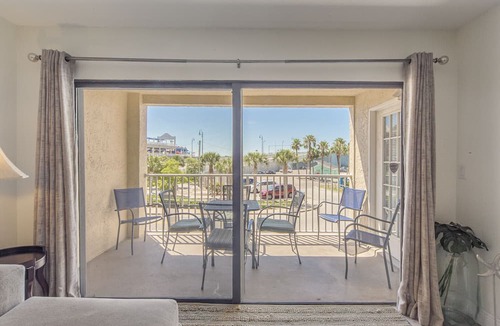 Madeira Beach Condo | John's Pass Updated 2B/2B - Beach Place #102