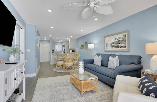 South Island Condo | Beautiful Condo! Spectacular Gulf View! Huge Private Beachfront, Heated Pool, Free Wifi & Parking!