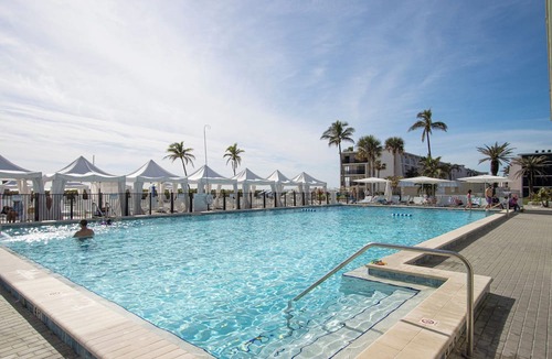 Beachview Country Club Estates Condo | Gulf View, Two Bedroom Unit with Den - Sundial S302
