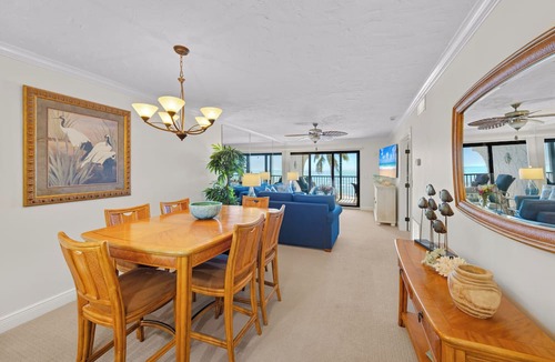 Sanibel Condo | Direct Beach Front/Best View of Gulf/Remodeled Pointe Santo E36 Sanibel