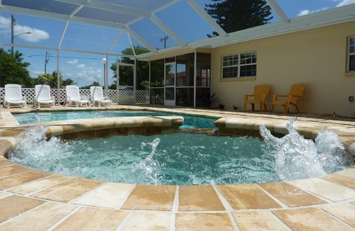 Caloosahatchee Apartment | Sun, beach, and great savings –discover amazing discounts on dream destinations!