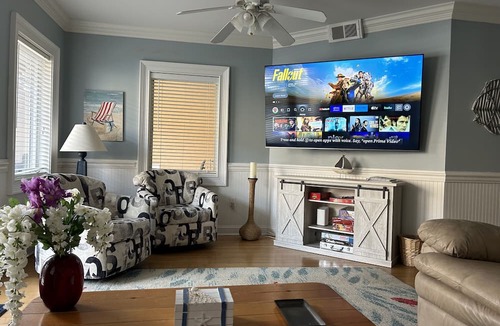 Tybee Island Condo | Unique 3 BR w/Huge Poolside Patio, Gated, In The Heart of Tybee