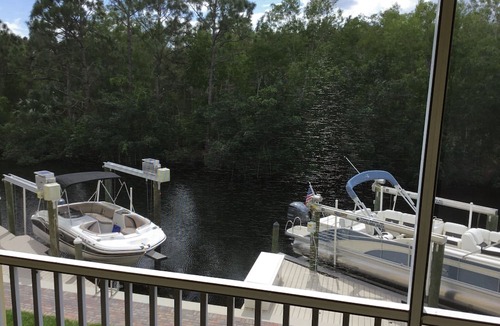 Fort Myers Condo | 2025-2026 Island Cove -Waterfront Luxury Condo 3 BR - Pick 30 days in paradise.