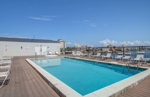 Vanderbilt Beach Condo | Footsteps From Vanderbilt Beach. The Best Thing About Memories, Is Making Them.