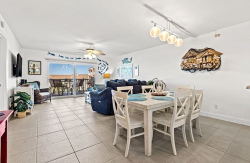Indian Rocks Beach Condo | GORGEOUS BEACHFRONT 3BR/2BA-VIEWS FROM EVERY ROOM- ON-SITE PICKLEBALL, POOL/SPA