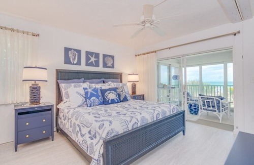 Sanibel Condo | Direct Gulf Front Views ! Amazing Views !