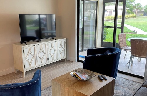 The Meadows Condo | Nicely decorated comfortable 2 bedroom 2 bathroom condo
