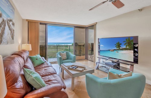 Sand Key Condo | Beach Paradise Breathtaking Sunset Beach View Pool Hot tub Private