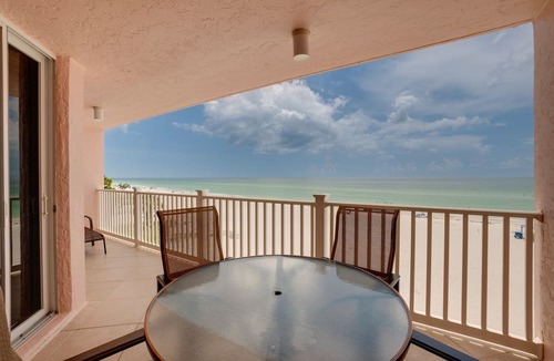 Bradenton Beach Condo | Beachfront - Anna Maria Island Club Unit 22 by SeaBreeze Vacation