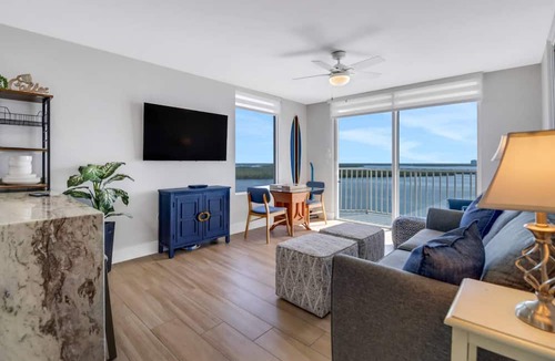 Fort Myers Beach Condo | ESTERO BAY SUNRISE VIEWS | REMODELED 10TH FLOOR, EXTENDED BALCONY | KING BED | LOVERS KEY RESORT