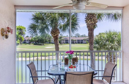 Sarasota Condo | Heritage Oaks Retreat: Country Club Living! Championship Golf, 5 Pools, Clubhouse, & Restaurant