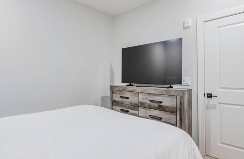 Fort Myers Apartment | Landing | Chic 1BD, Pool