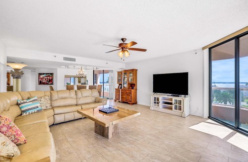 Sand Key Condo | Beachfront condo with multiple balconies heated pool gym hot tub and AC