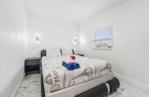St. Petersburg House | 3Bd/2ba House in St. Petersburg Near Golf Course